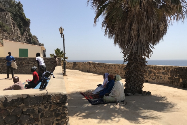 Köle Adası'ndaki tek cami için Türkiye'ye çağrı